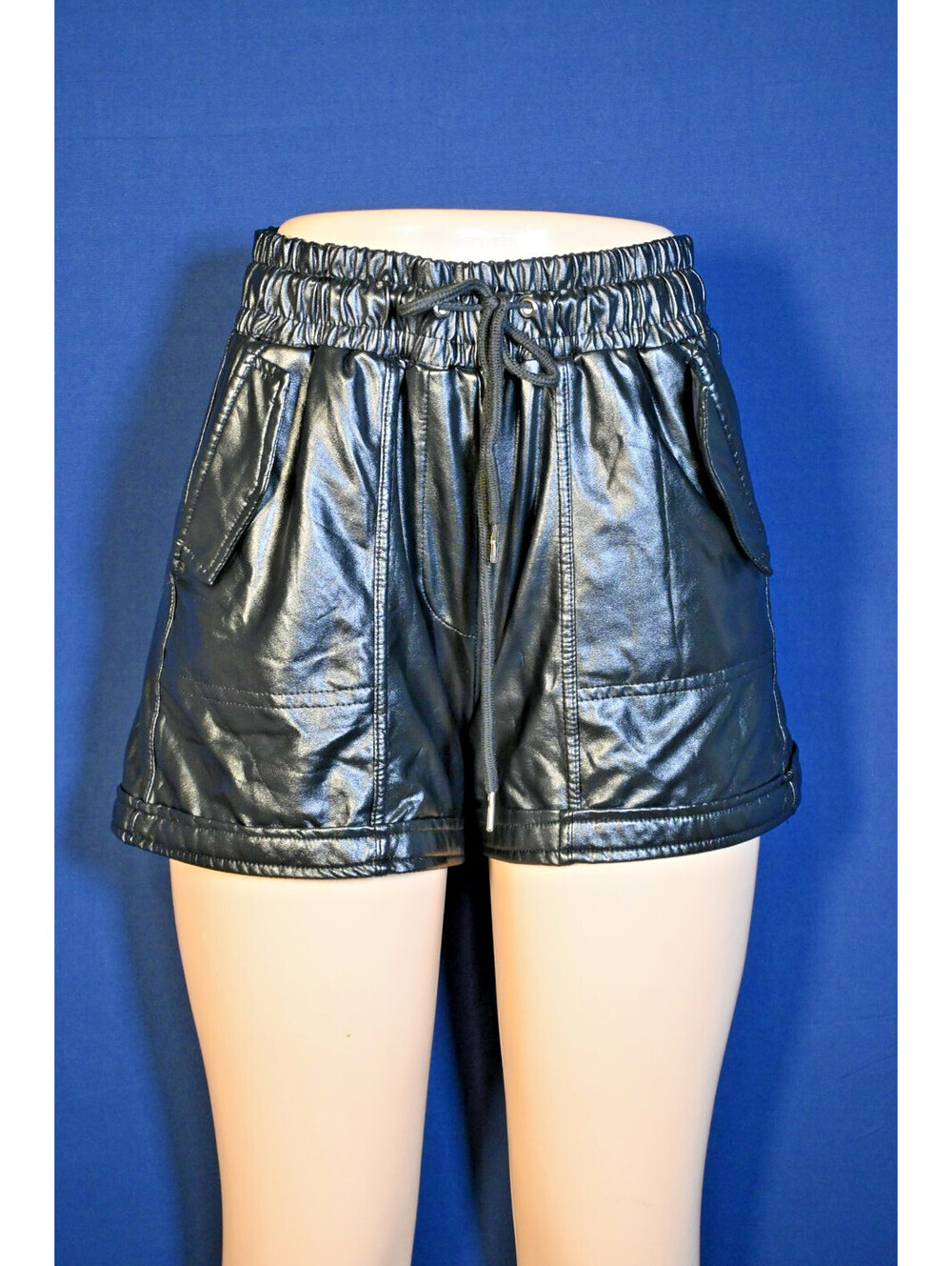 Hot KISS Women's Black Faux Leather Eleastic Waist Shorts Metallic Shiny Size M